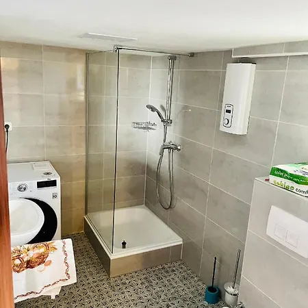 Inklusive Parkplatz Prázdninový dům Schotten