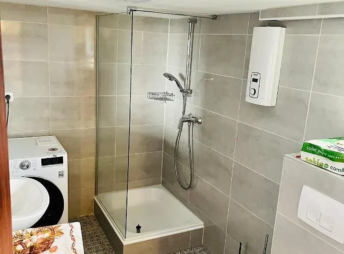 Inklusive Parkplatz בית נופש שוטן