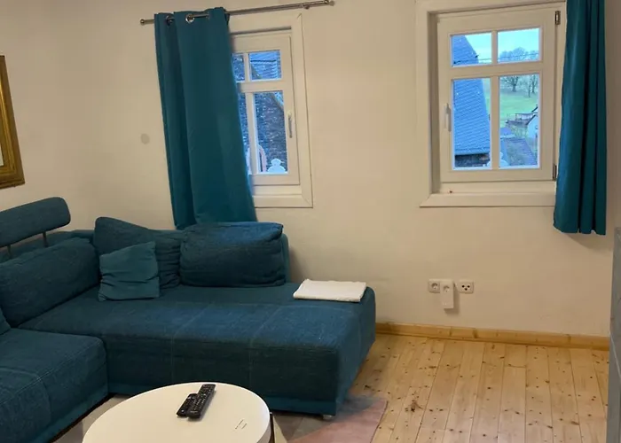 Inklusive Parkplatz בית נופש